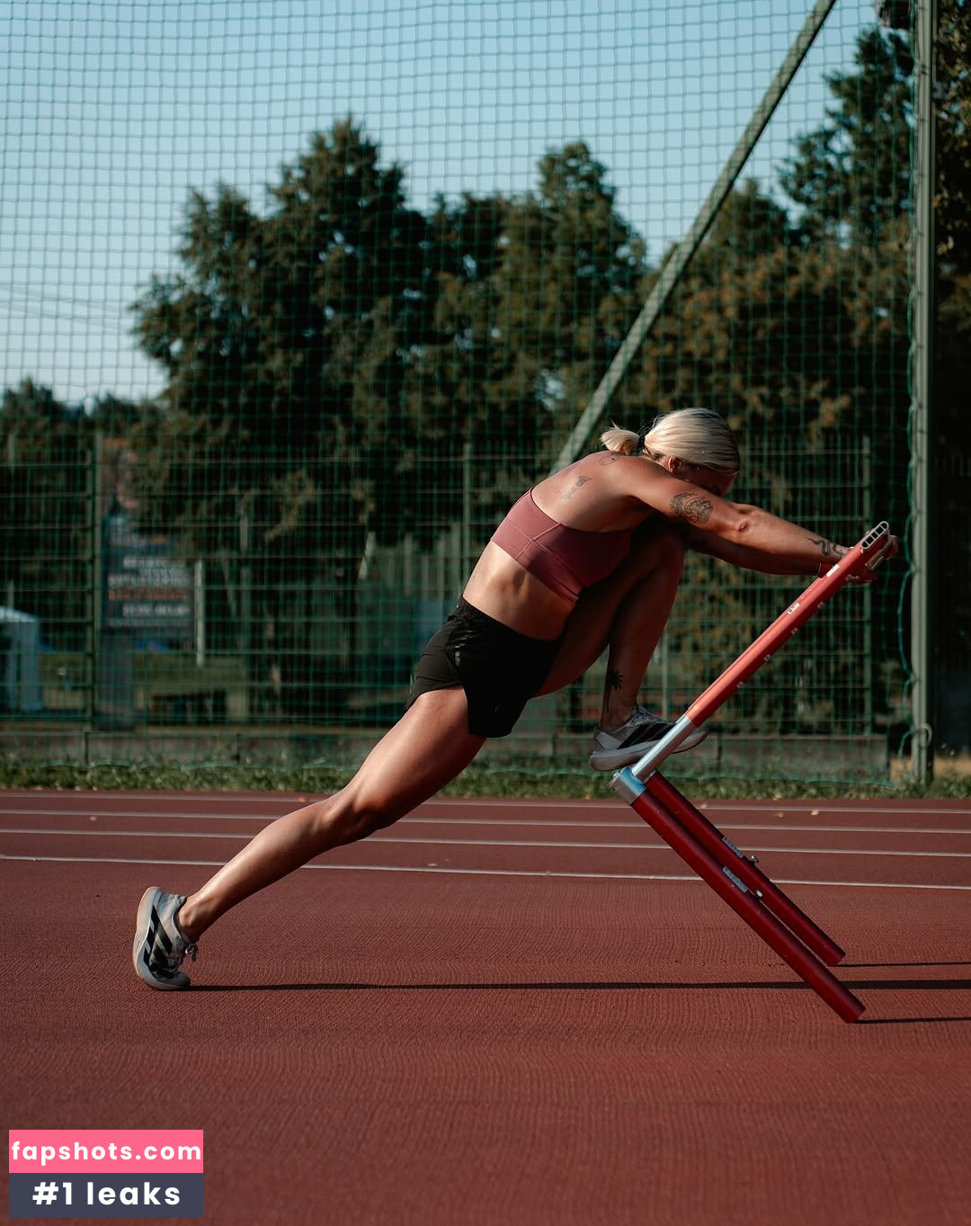 Elizabeth Clay Filtración Desnuda OnlyFans Foto #2 - Fapshots