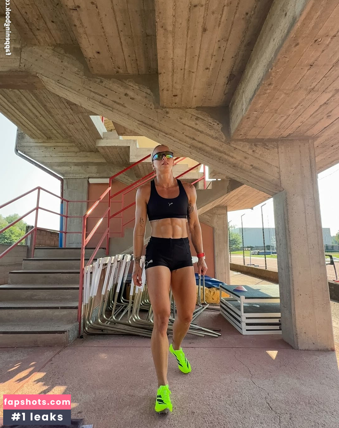 Elizabeth Clay Filtración Desnuda OnlyFans Foto #5 - Fapshots