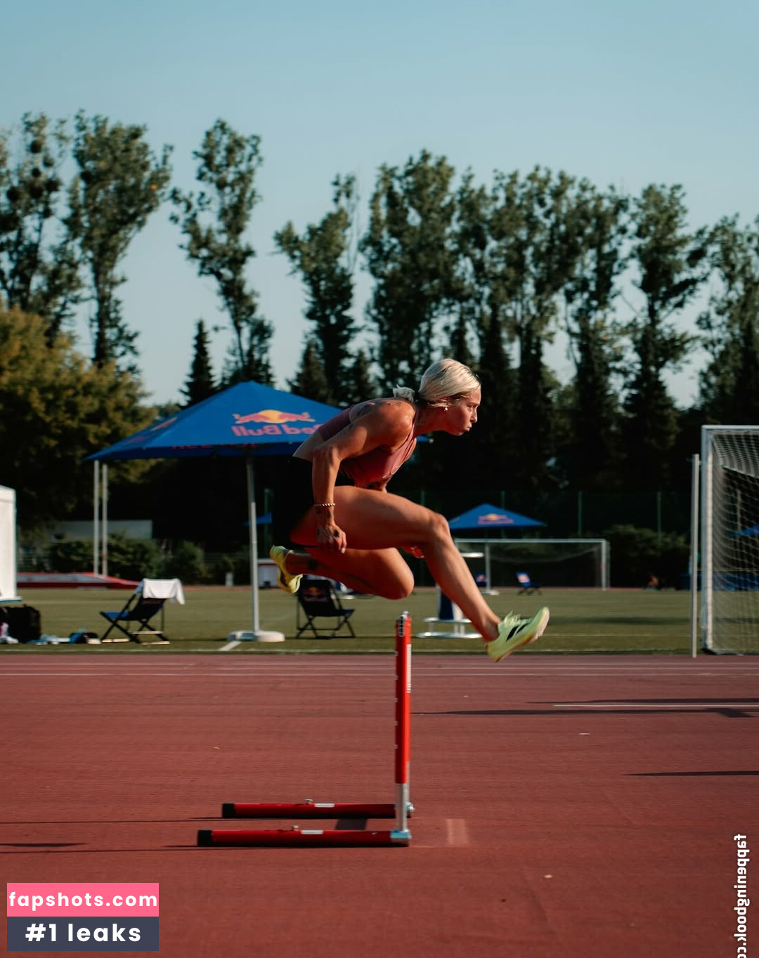 Elizabeth Clay Filtración Desnuda OnlyFans Foto #8 - Fapshots