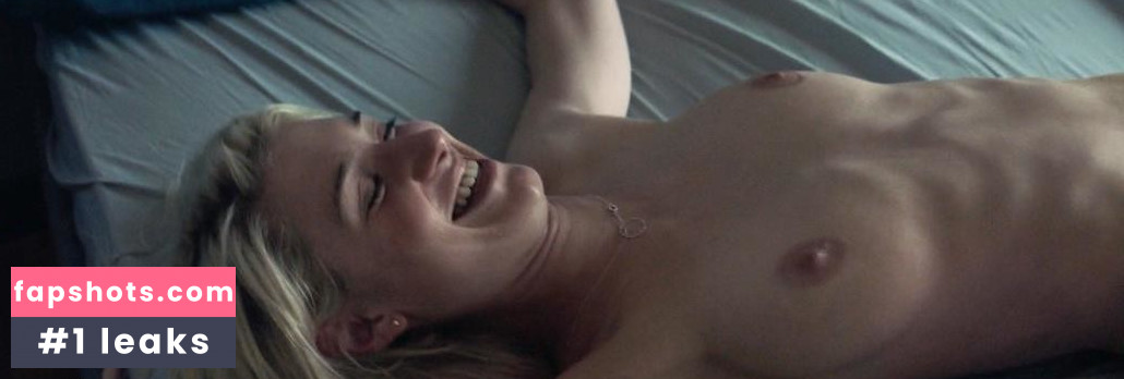 Elizabeth Debicki gallery photo #110