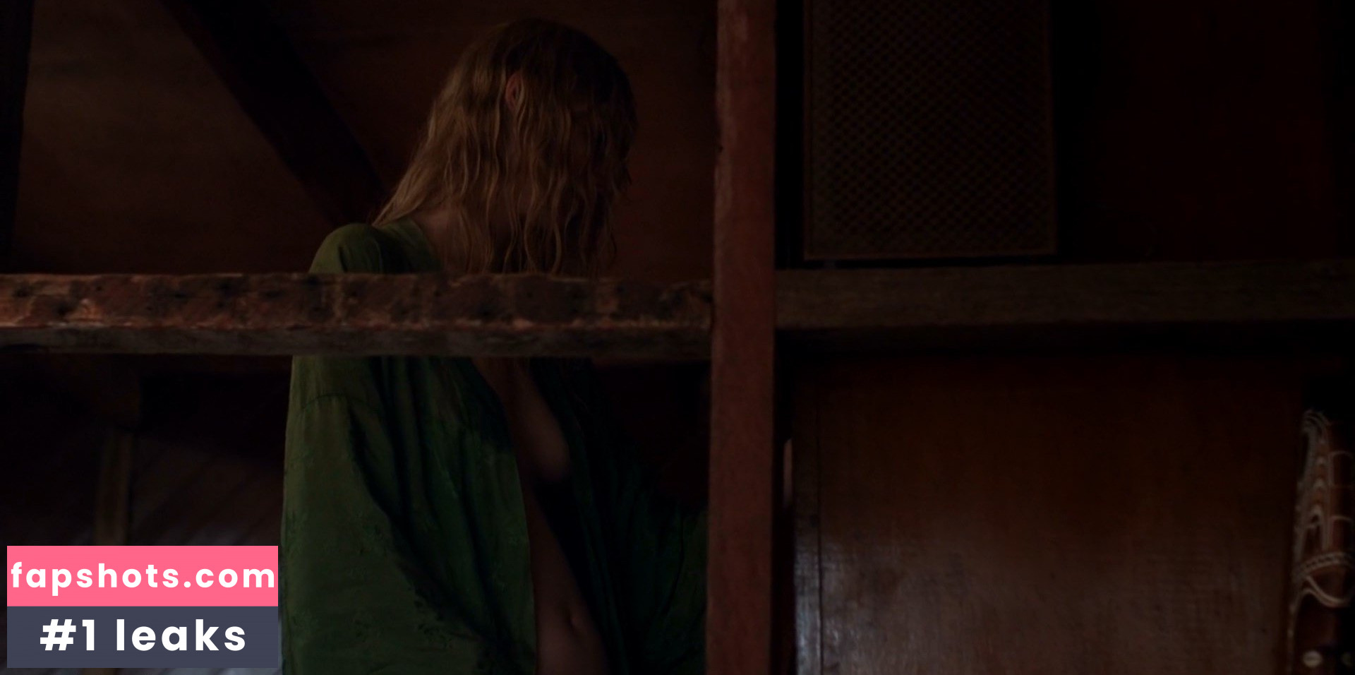 Elizabeth Debicki gallery photo #120