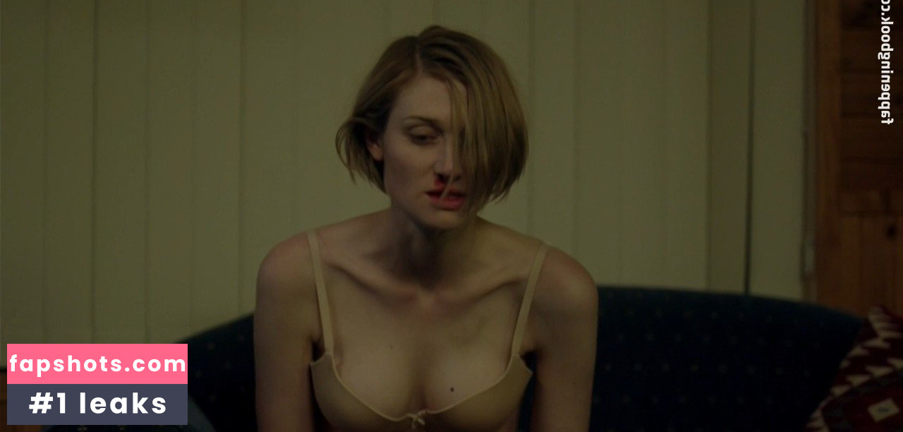 Elizabeth Debicki gallery photo #123