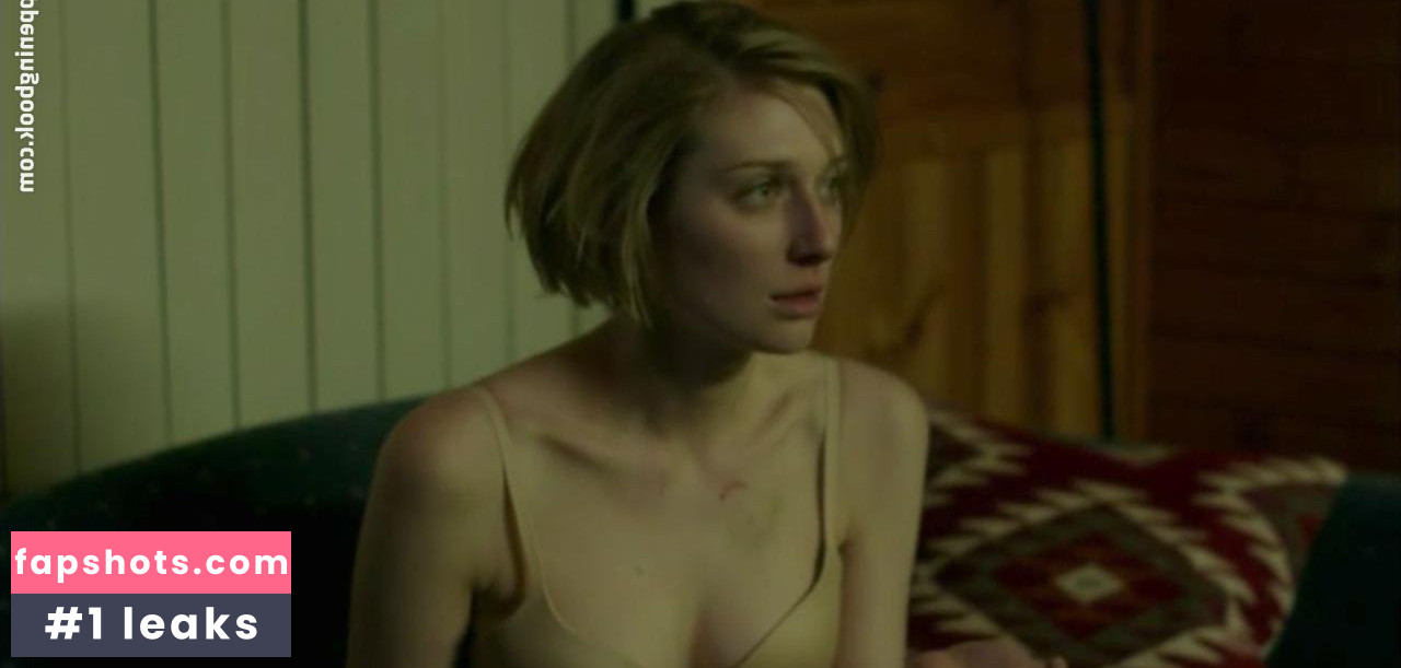 Elizabeth Debicki gallery photo #148