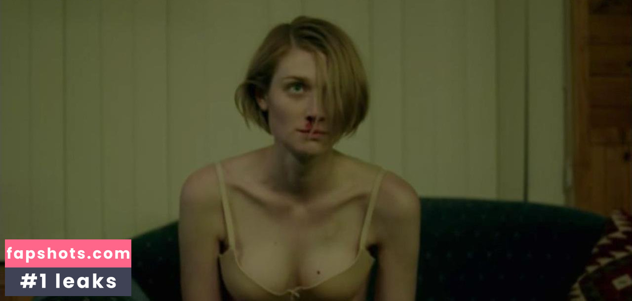 Elizabeth Debicki gallery photo #153