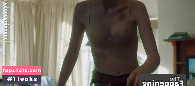 Elizabeth Debicki gallery photo #39