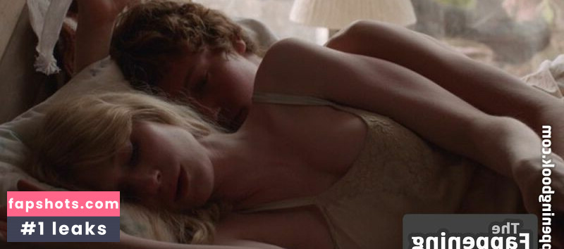 Elizabeth Debicki gallery photo #43