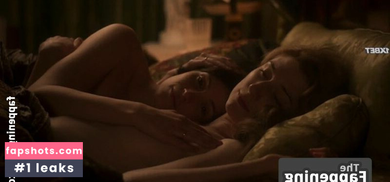 Elizabeth Debicki gallery photo #45