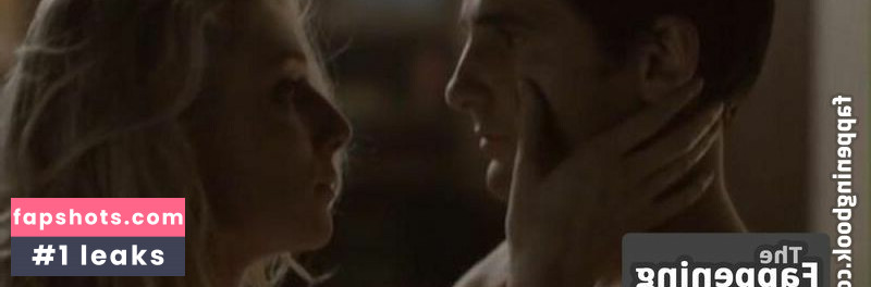 Elizabeth Debicki gallery photo #59