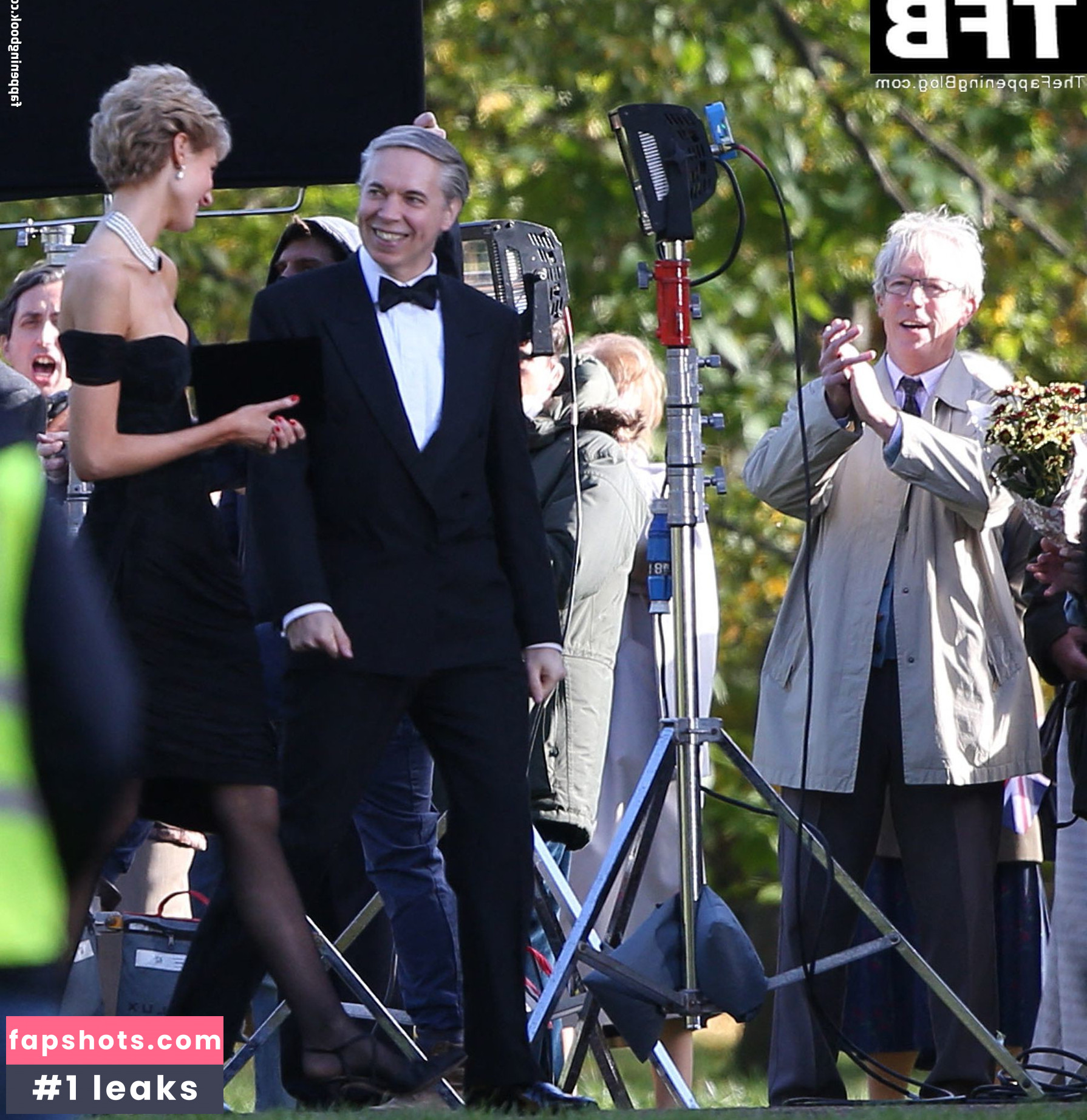 Elizabeth Debicki gallery photo #92