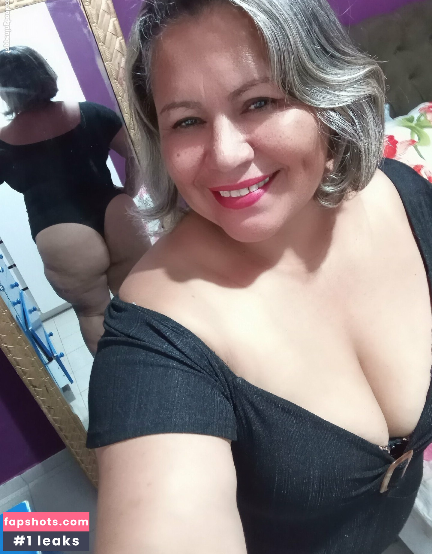 Elizabeth Delmondes gallery photo #5