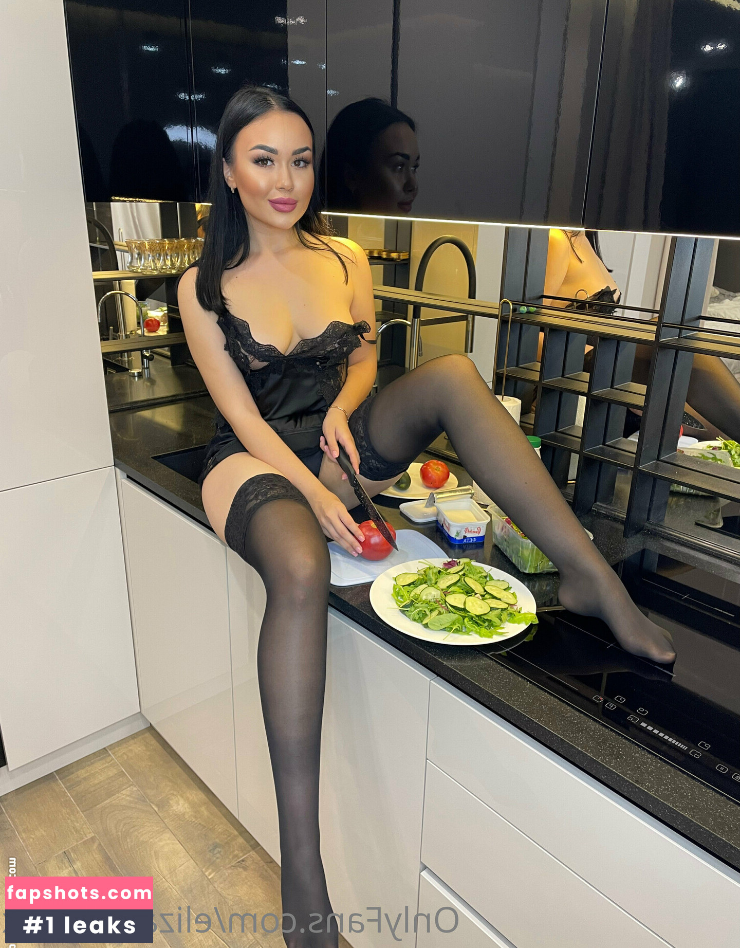 Elizabeth Fox gallery photo #14