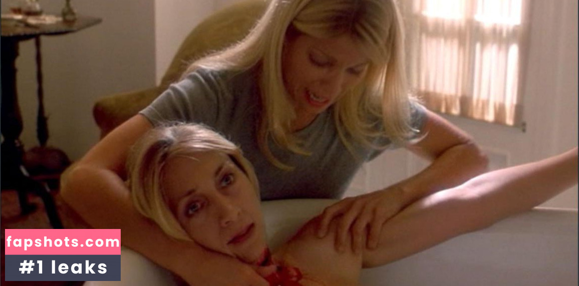 Elizabeth Hayes gallery photo #2