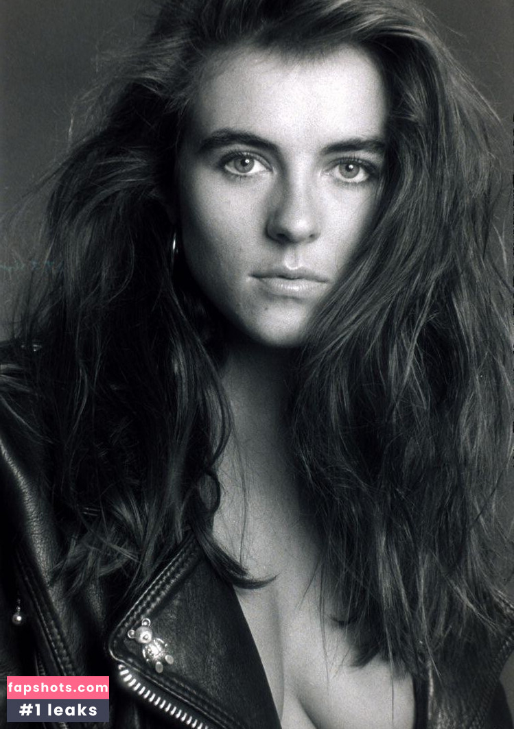 Elizabeth Hurley gallery photo #1119