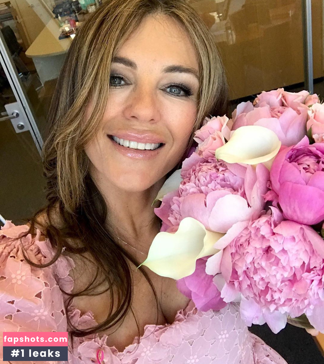 Elizabeth Hurley gallery photo #1279