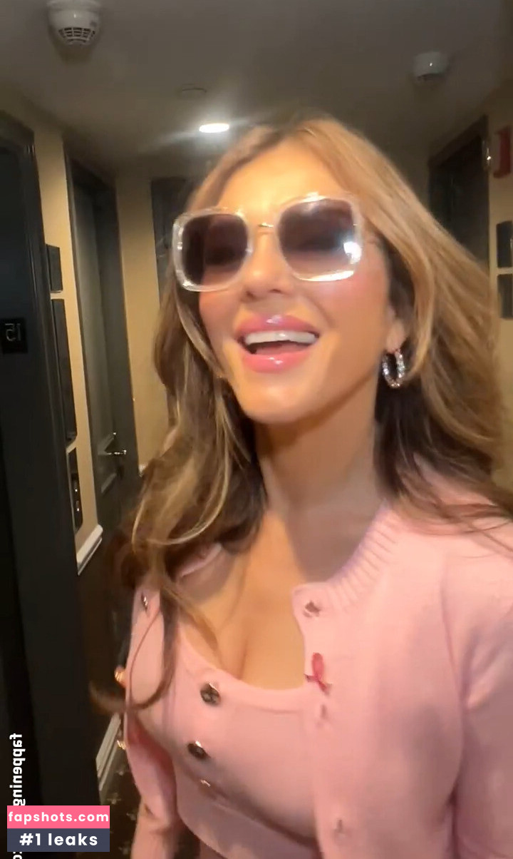 Elizabeth Hurley gallery photo #145