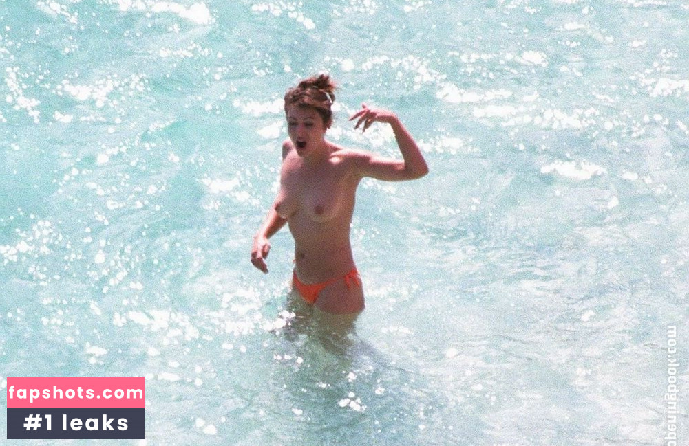 Elizabeth Hurley gallery photo #1584