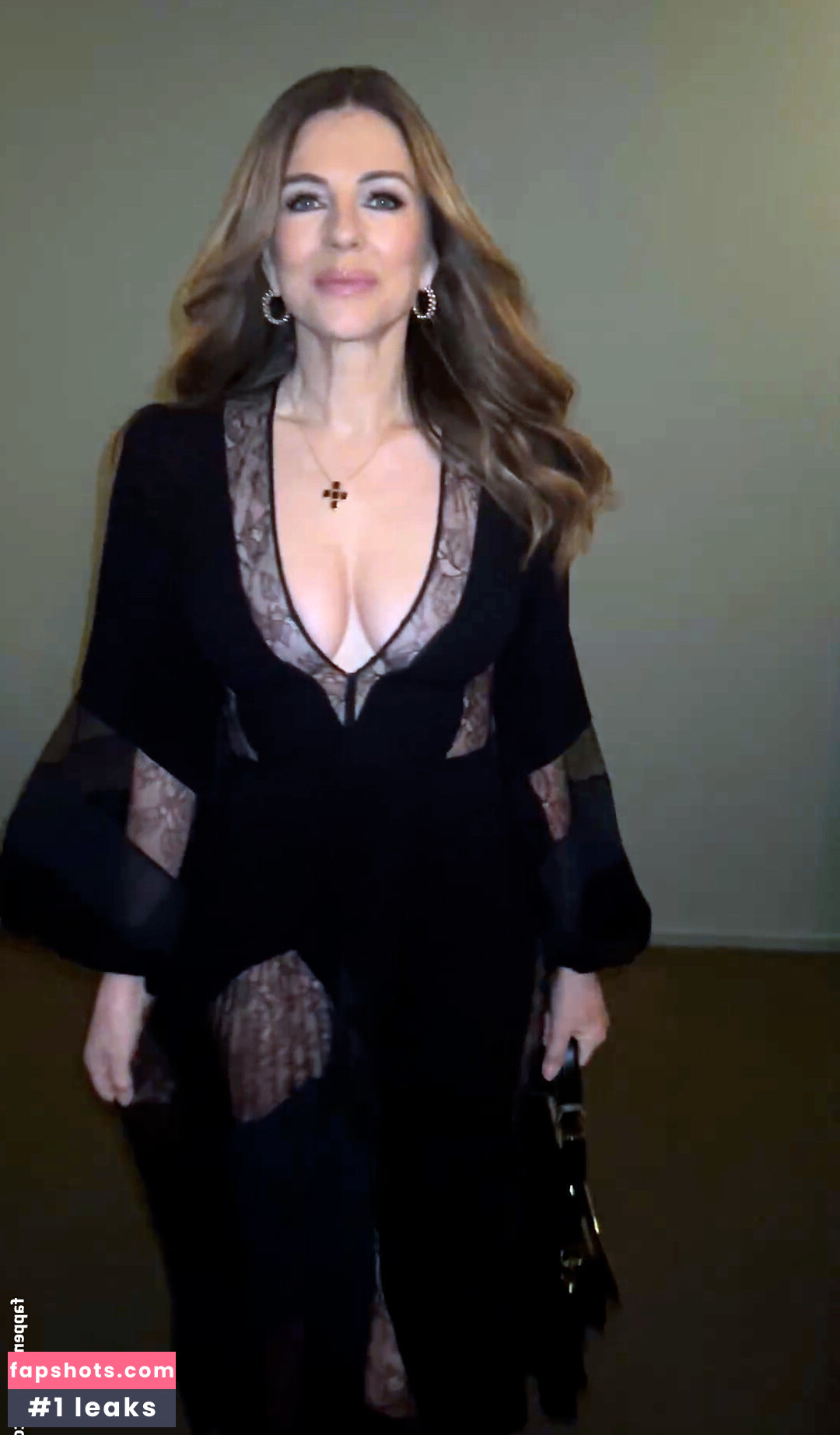 Elizabeth Hurley gallery photo #255