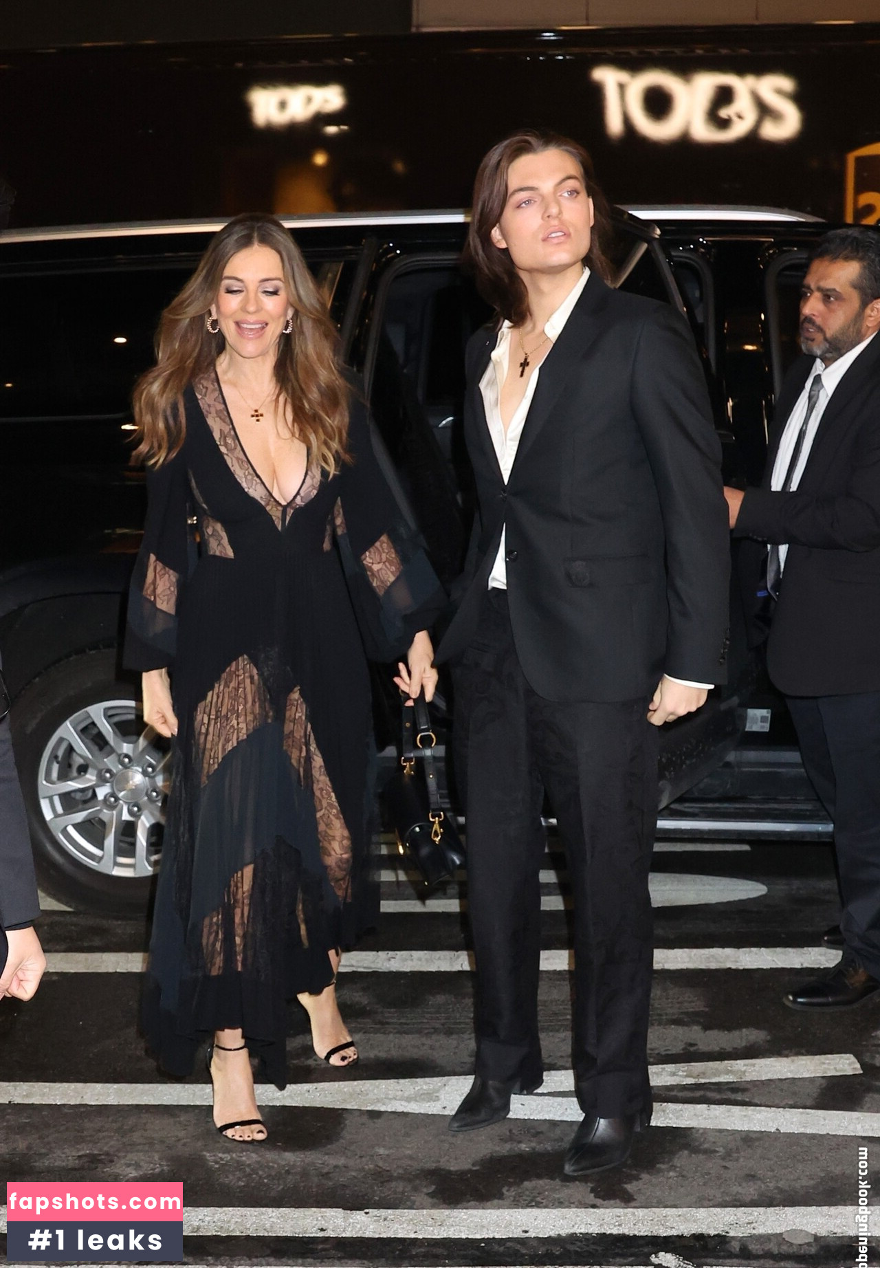 Elizabeth Hurley gallery photo #267