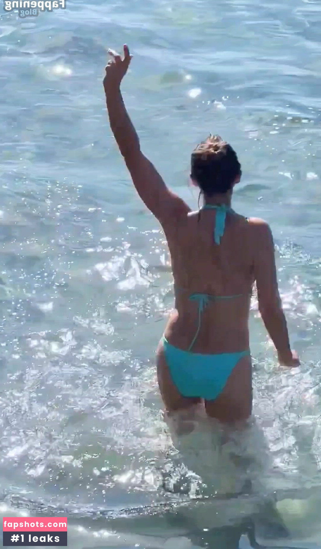 Elizabeth Hurley gallery photo #445