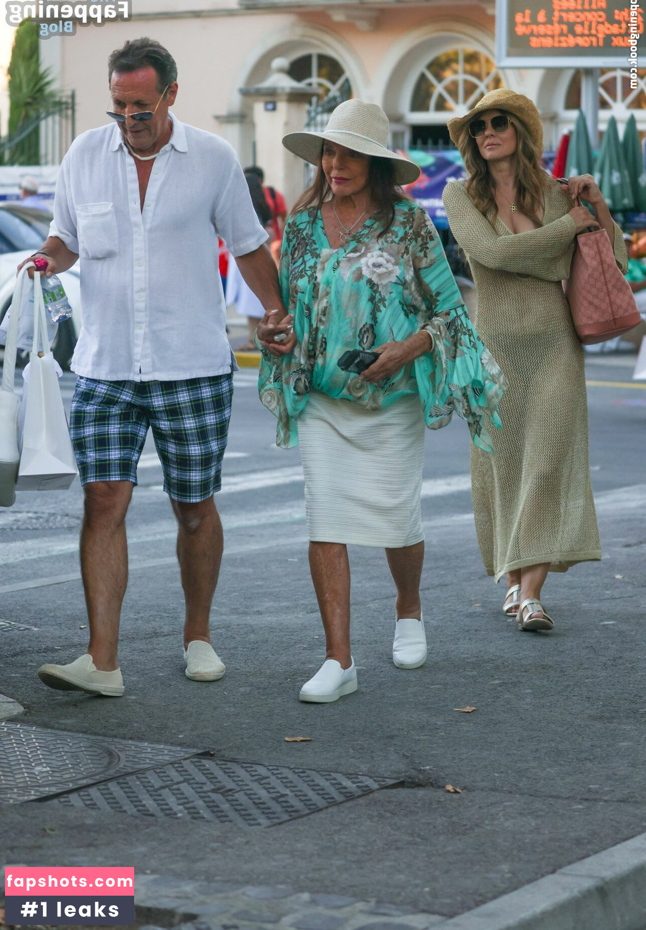 Elizabeth Hurley gallery photo #560