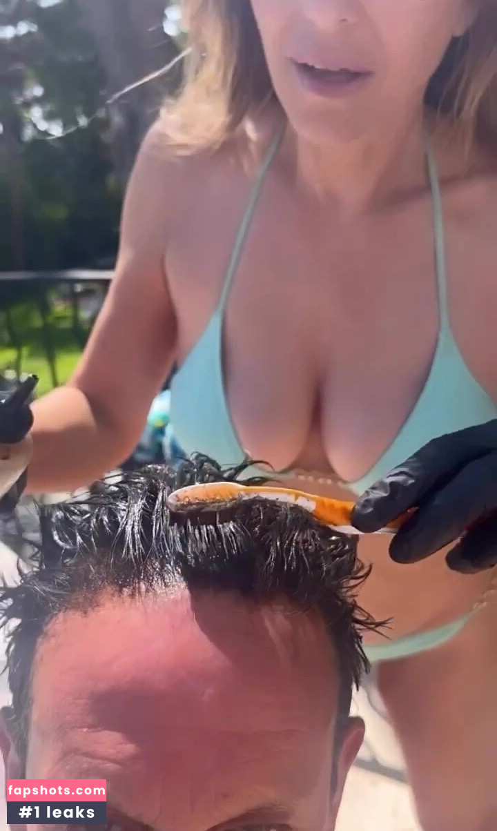 Elizabeth Hurley gallery photo #676