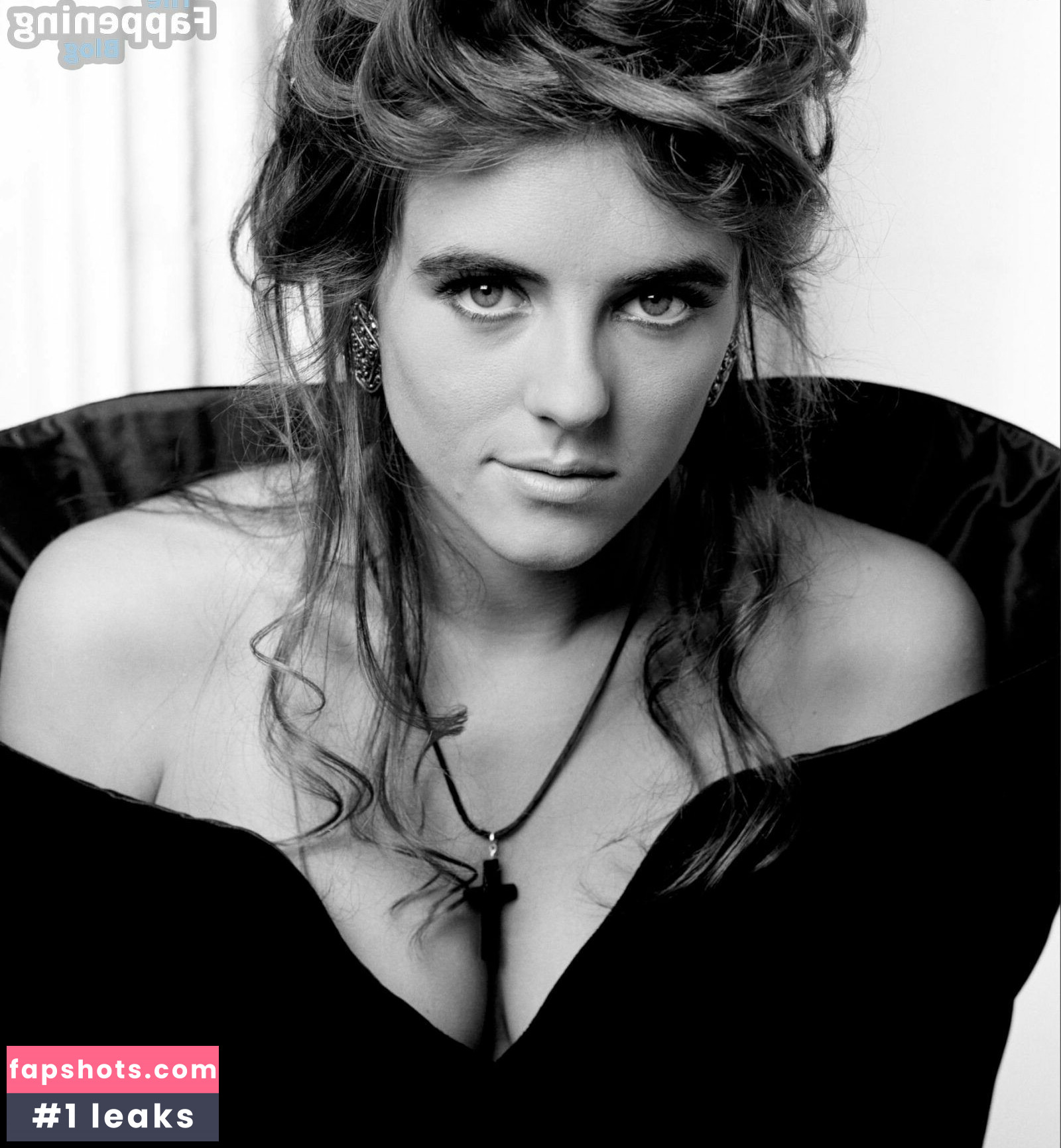 Elizabeth Hurley gallery photo #788