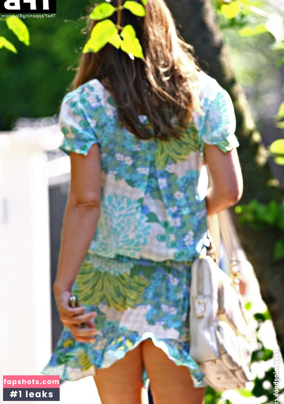 Elizabeth Hurley gallery photo #911