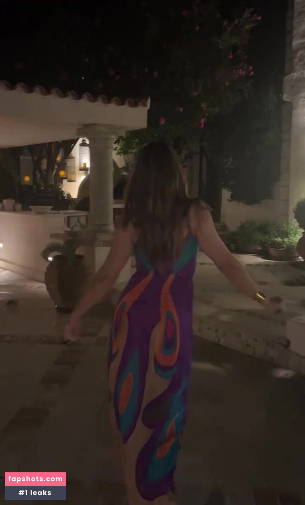 Elizabeth Hurley gallery photo #1022