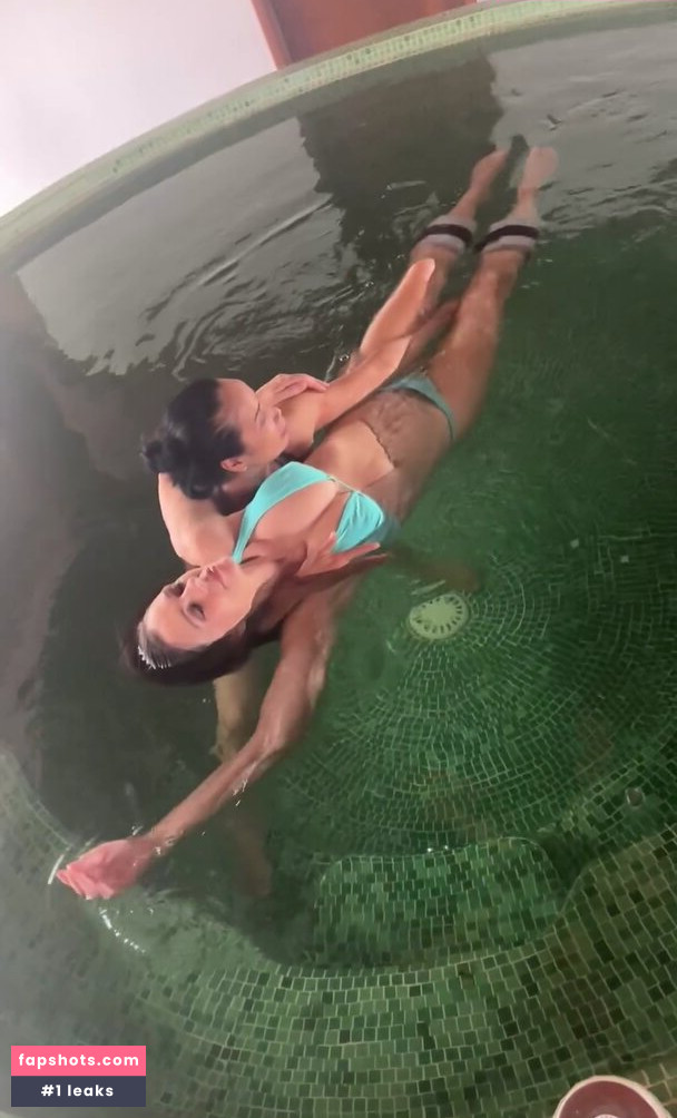 Elizabeth Hurley gallery photo #621