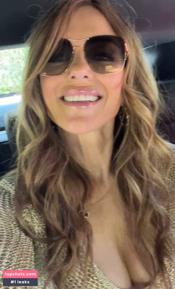 Elizabeth Hurley gallery photo #838