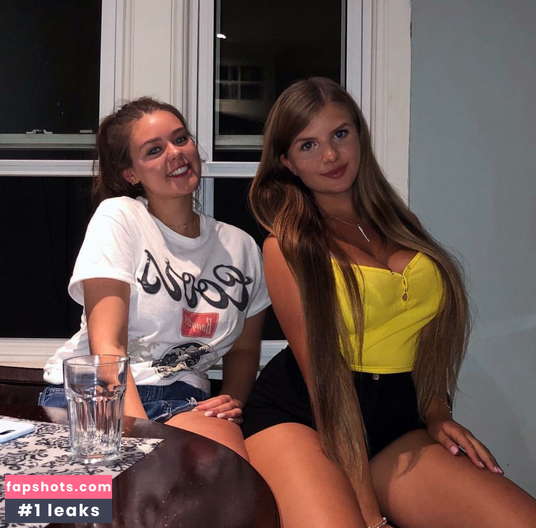 Elizabeth M gallery photo #48