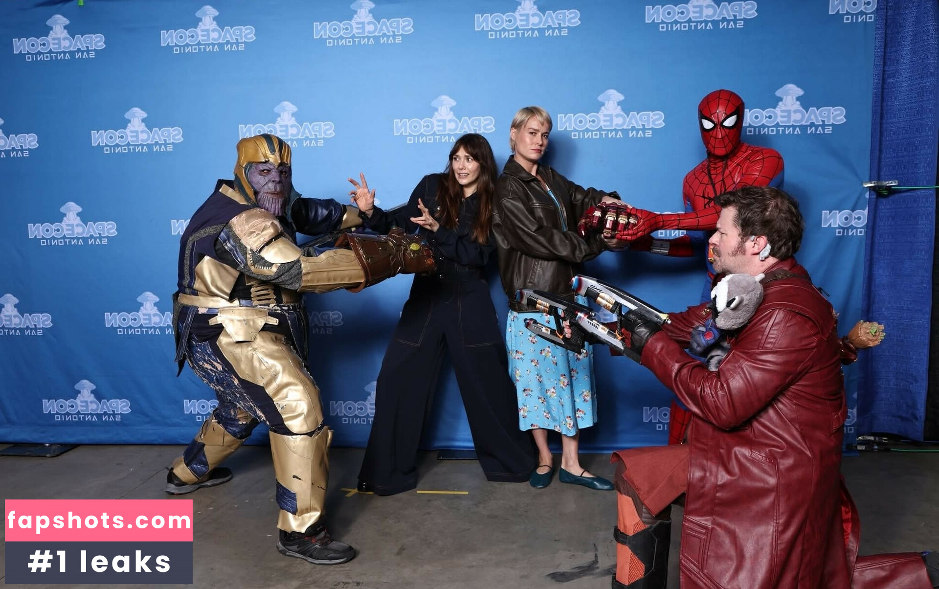 Elizabeth Olsen Nahé úniky fotek pouze od fanoušků #2 - Fapshots