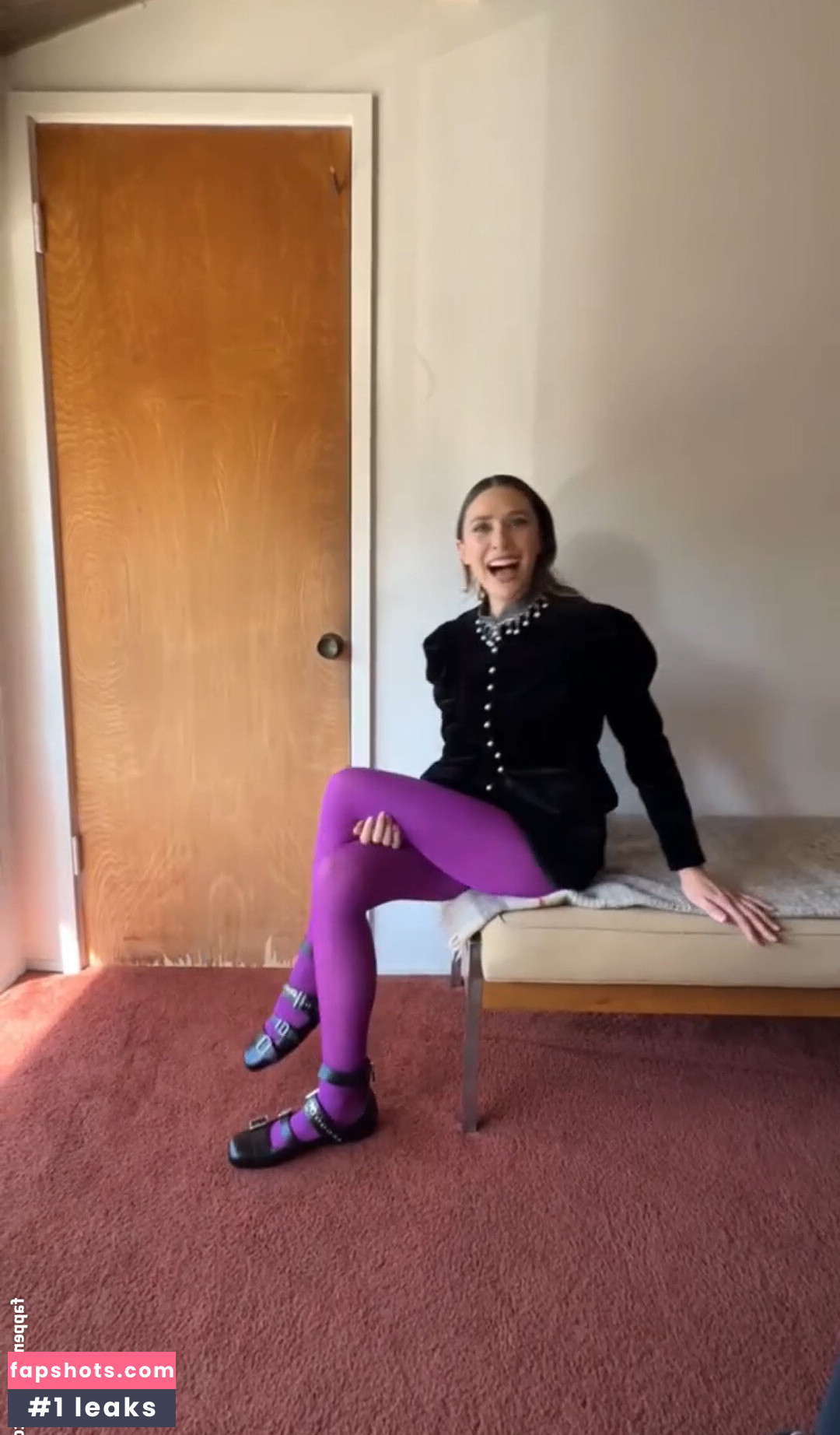 Elizabeth Olsen Nahé úniky fotek pouze od fanoušků #102 - Fapshots