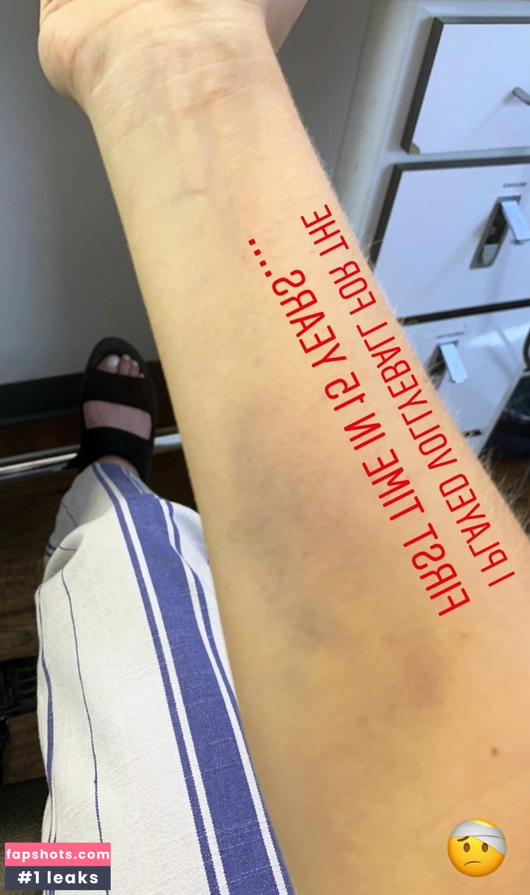 Elizabeth Olsen Nude Leaks OnlyFans Photos #1024 - LeakJerk