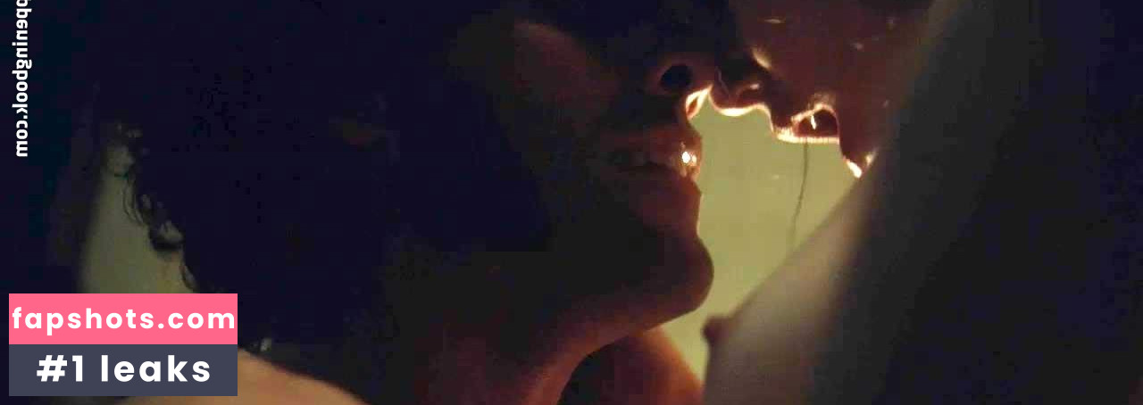 Elizabeth Olsen Nude Leaks OnlyFans Photos #1041 - LeakJerk