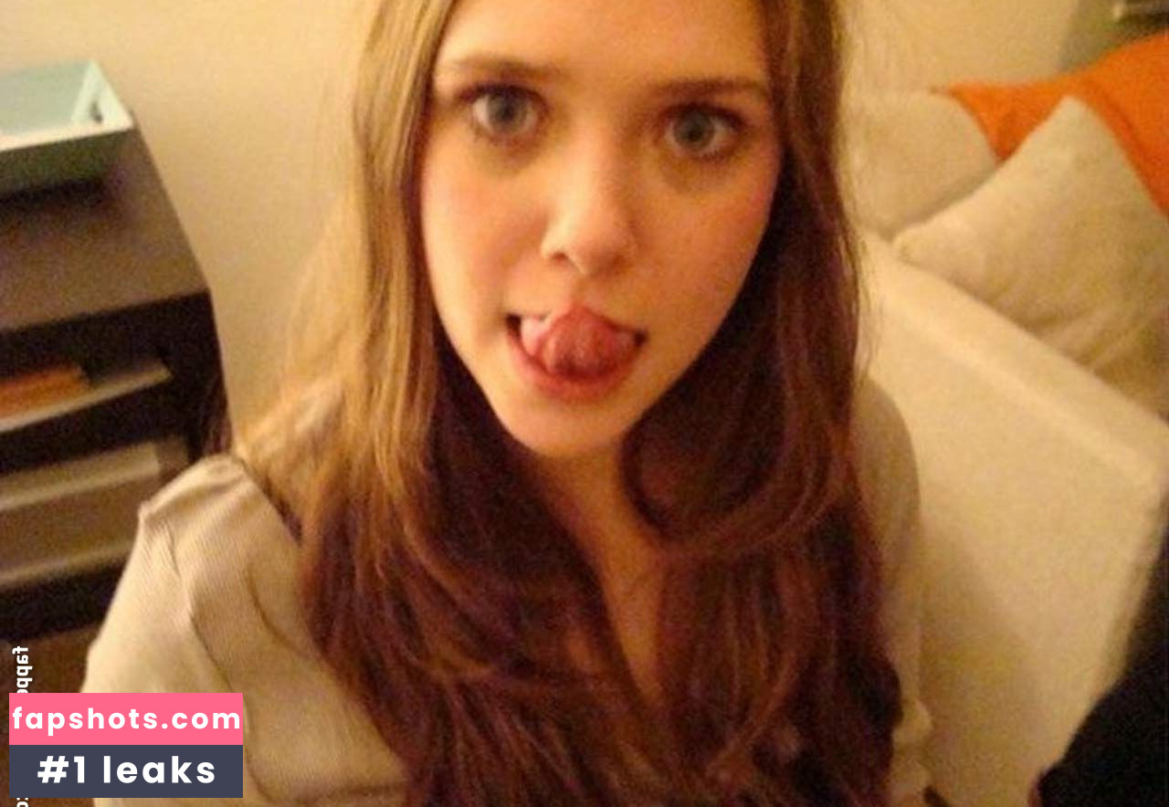 Elizabeth Olsen Nude Leaks OnlyFans Photos #1084 - LeakJerk