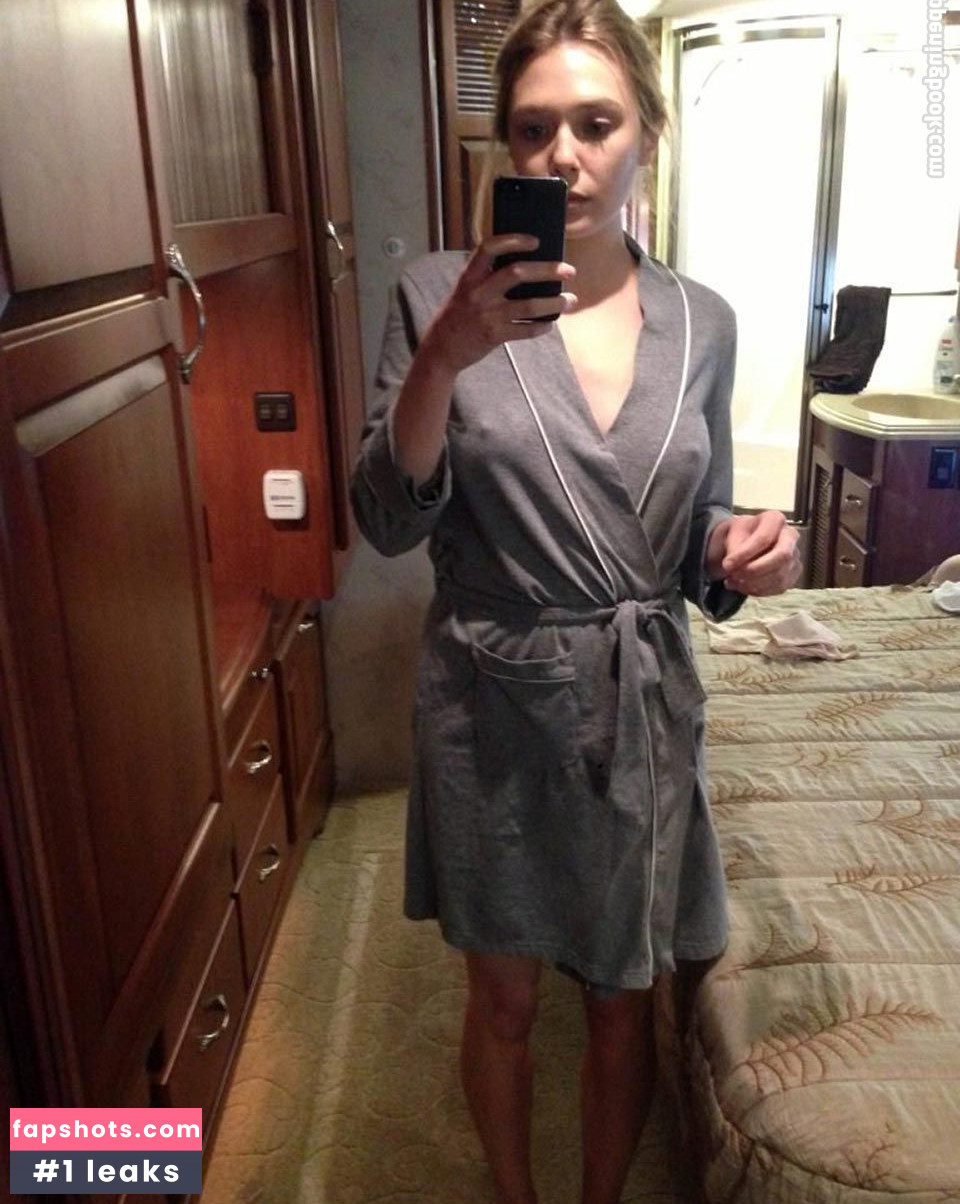 Elizabeth Olsen Nude Leaks OnlyFans Photos #1087 - LeakJerk