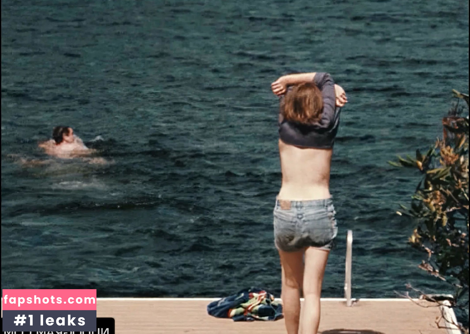 Elizabeth Olsen Nude Leaks OnlyFans Photos #1102 - LeakJerk