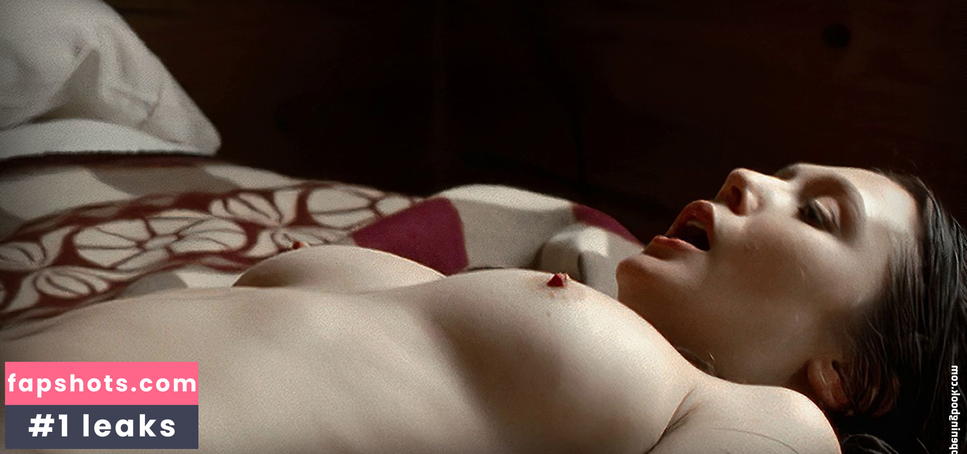 Elizabeth Olsen Nude Leaks OnlyFans Photos #1116 - LeakJerk