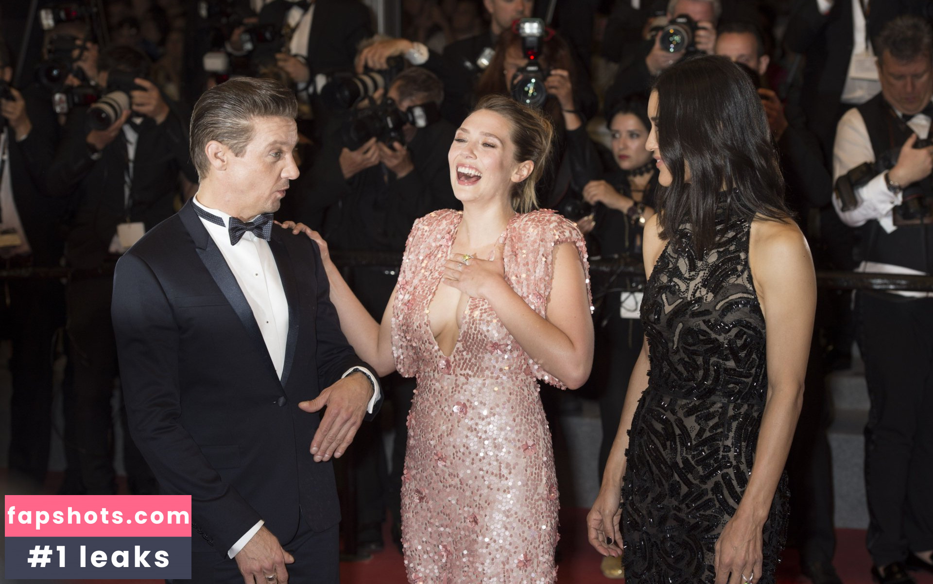 Elizabeth Olsen Nahé úniky fotek pouze od fanoušků #1346 - Fapshots