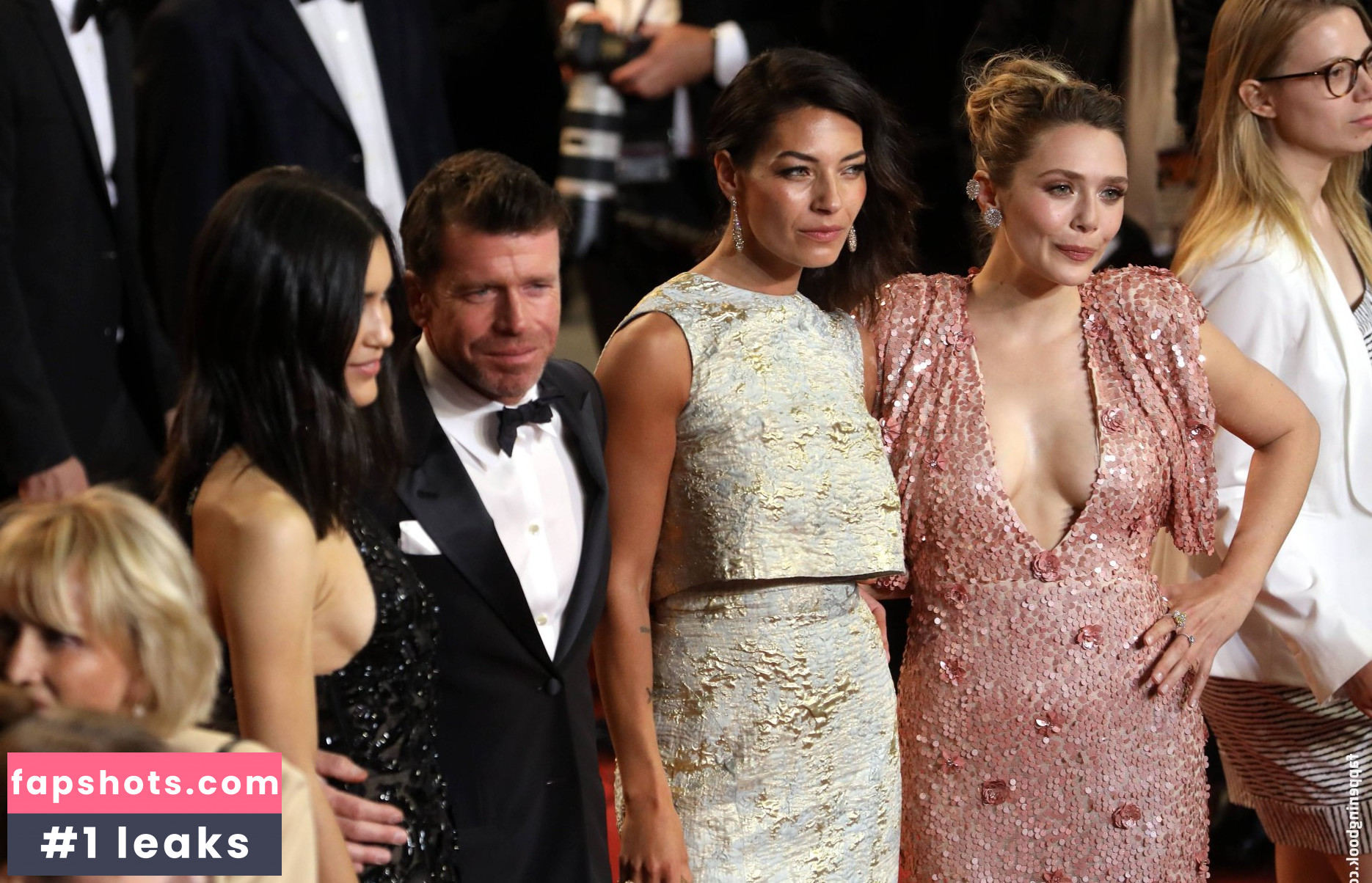 Elizabeth Olsen Nahé úniky fotek pouze od fanoušků #1353 - Fapshots