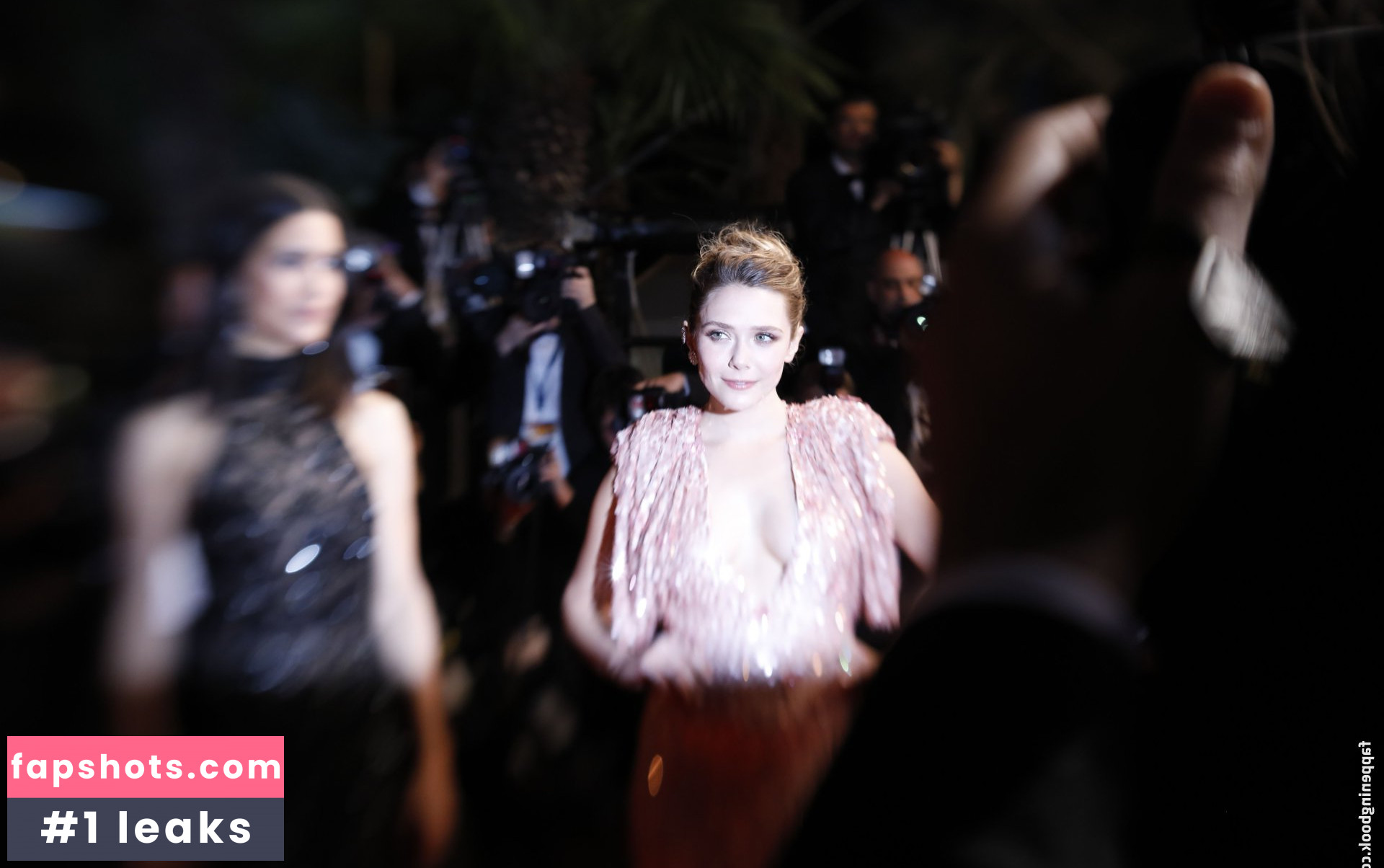 Elizabeth Olsen Nahé úniky fotek pouze od fanoušků #1389 - Fapshots