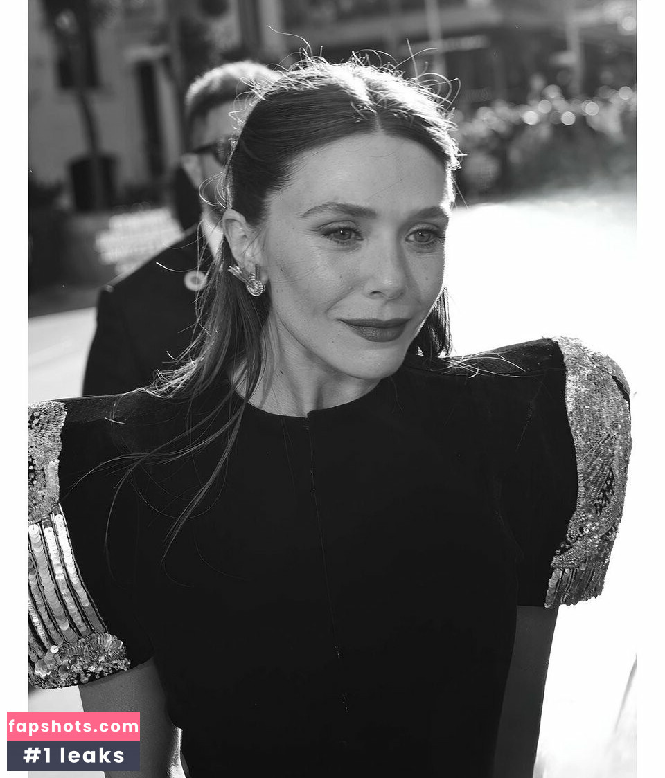 Elizabeth Olsen Nahé úniky fotek pouze od fanoušků #147 - Fapshots