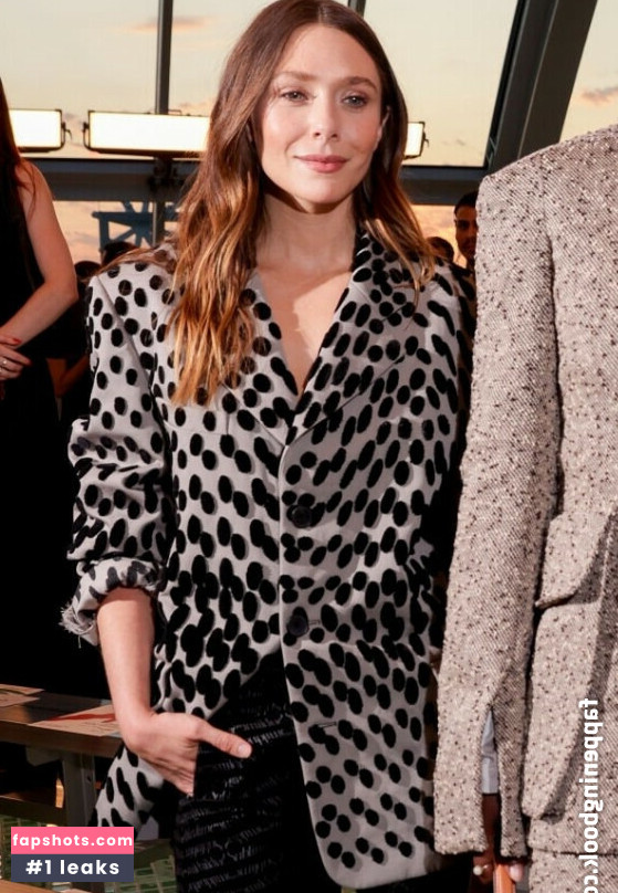 Elizabeth Olsen Nahé úniky fotek pouze od fanoušků #166 - Fapshots