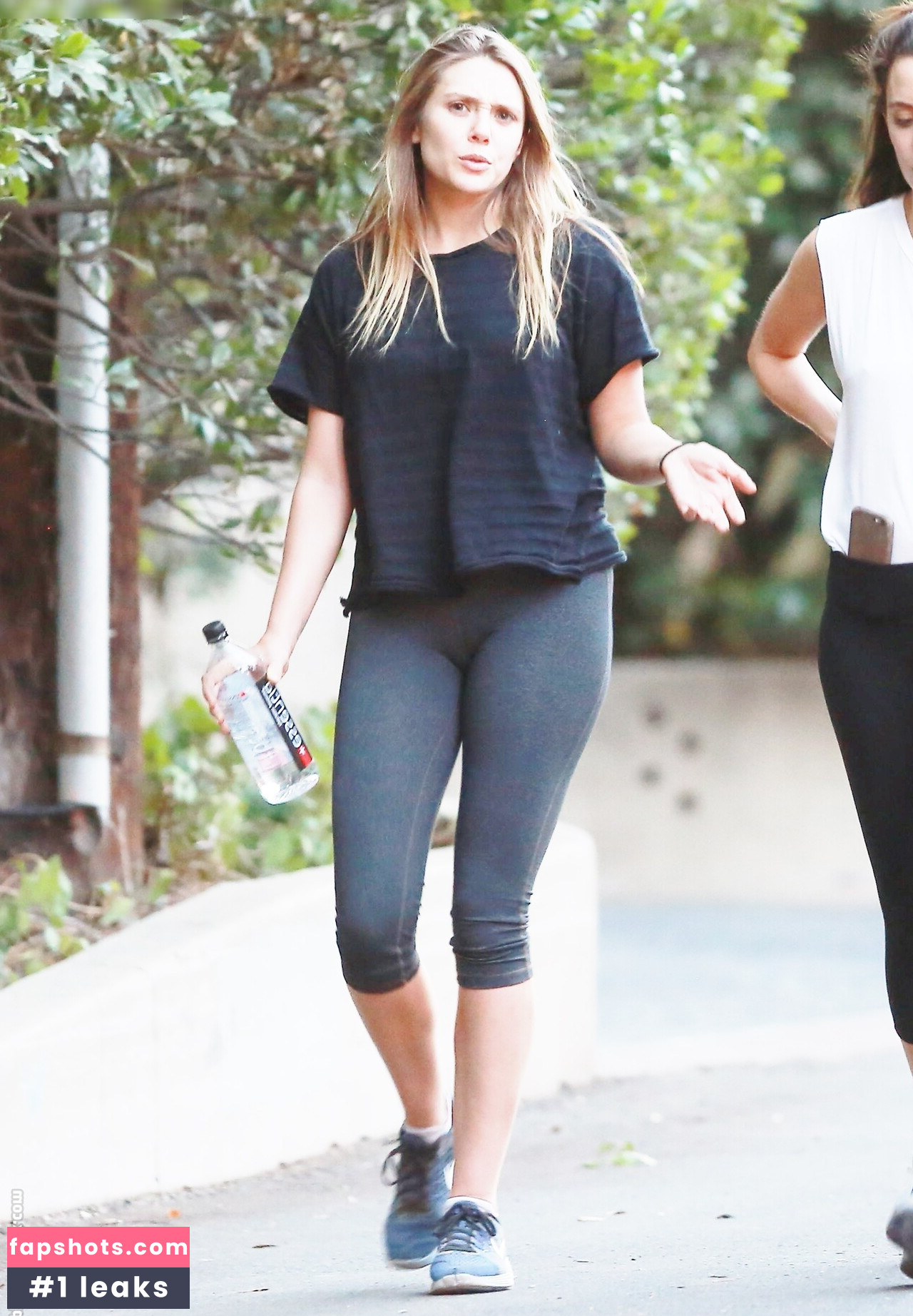 Elizabeth Olsen Nahé úniky fotek pouze od fanoušků #284 - Fapshots