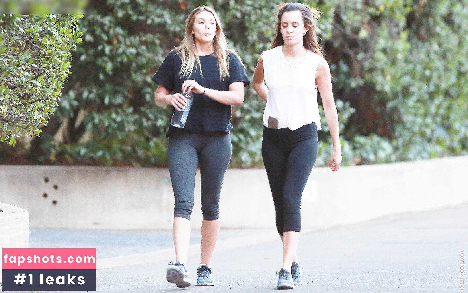 Elizabeth Olsen Nahé úniky fotek pouze od fanoušků #290 - Fapshots