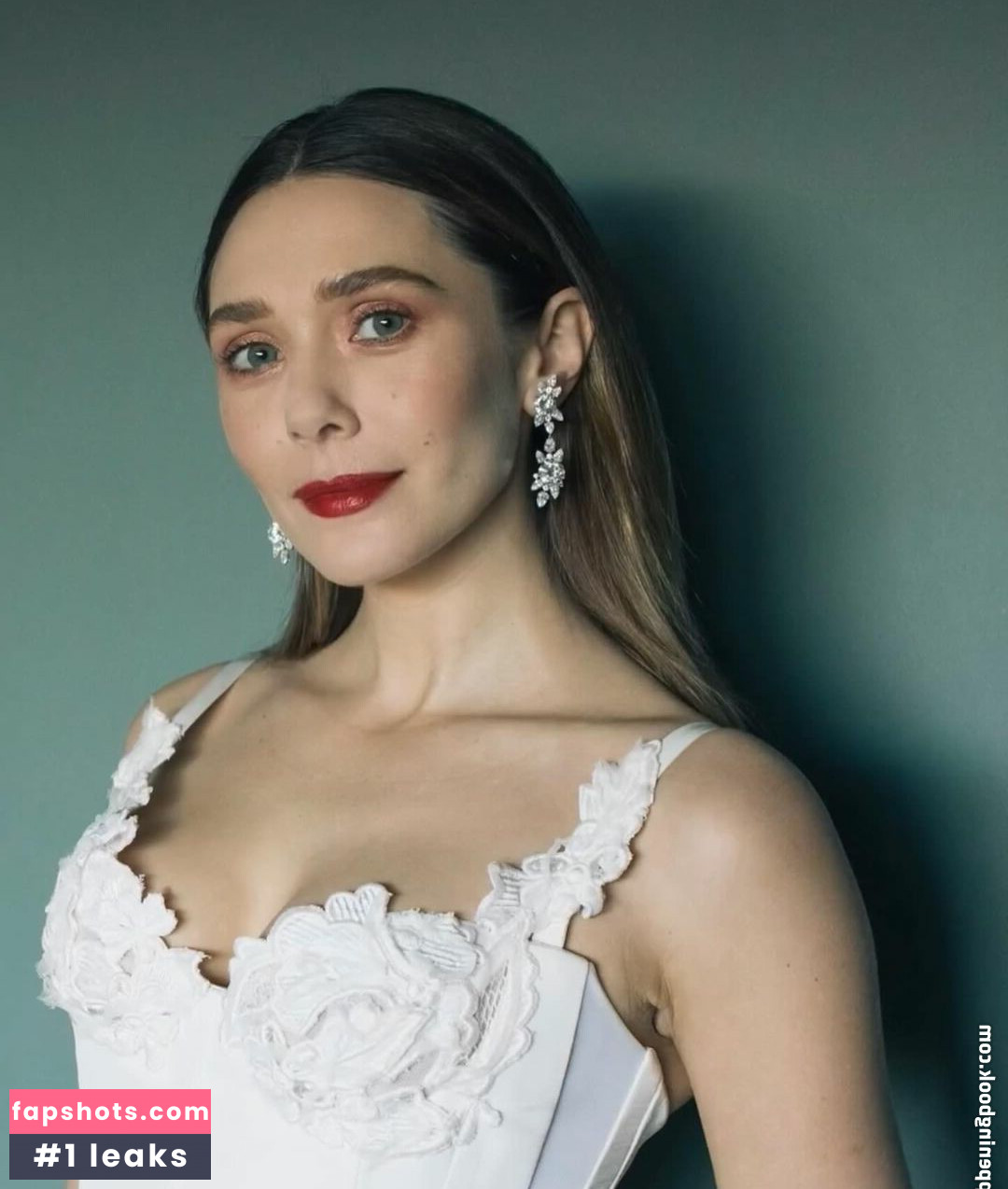 Elizabeth Olsen Nude Leaks OnlyFans Photos #319 - LeakJerk