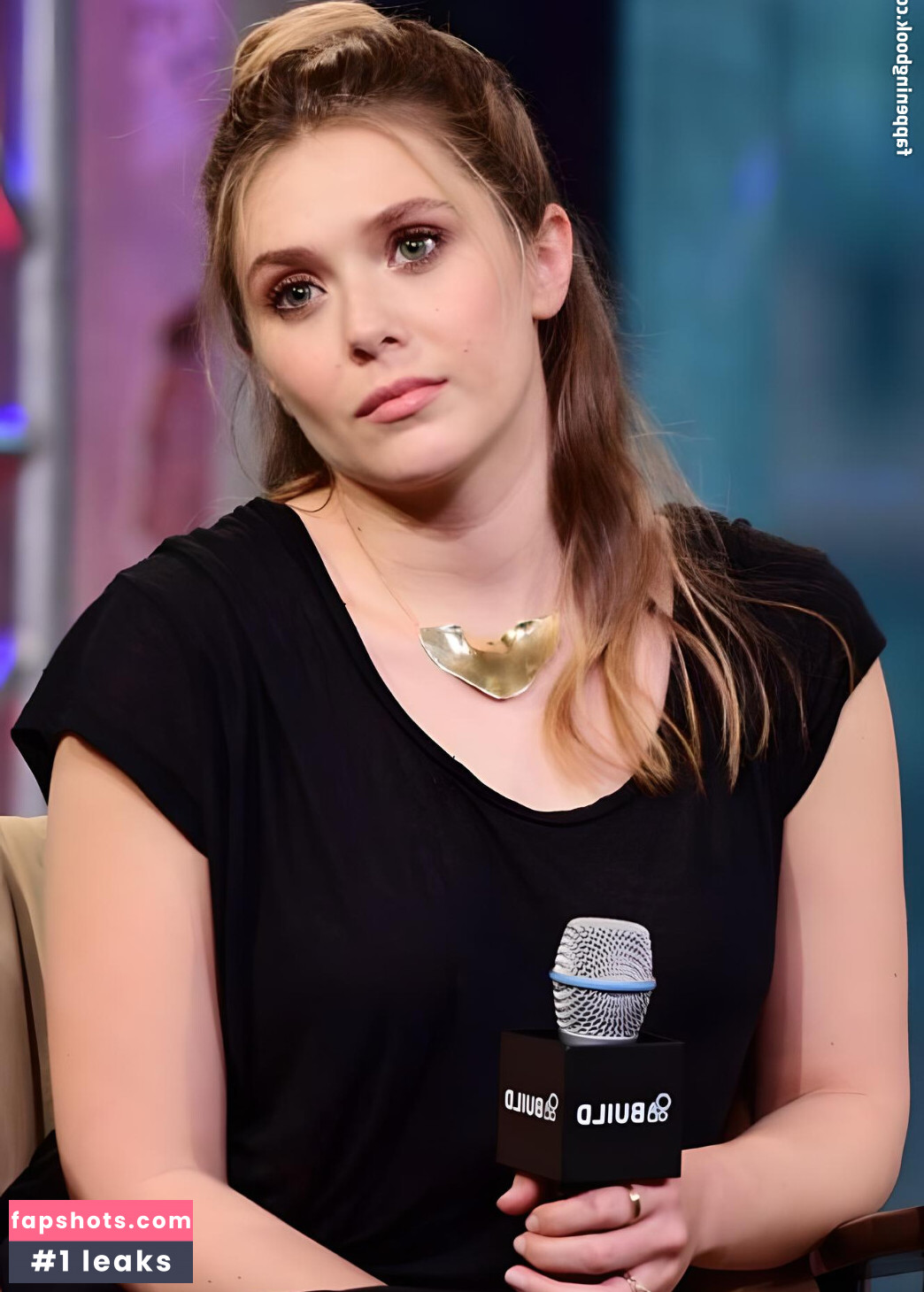 Elizabeth Olsen Nude Leaks OnlyFans Photos #377 - LeakJerk