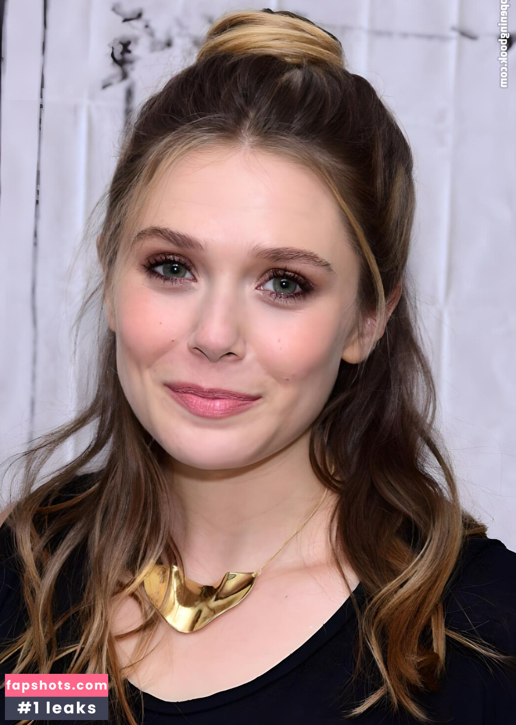 Elizabeth Olsen Nude Leaks OnlyFans Photos #379 - LeakJerk