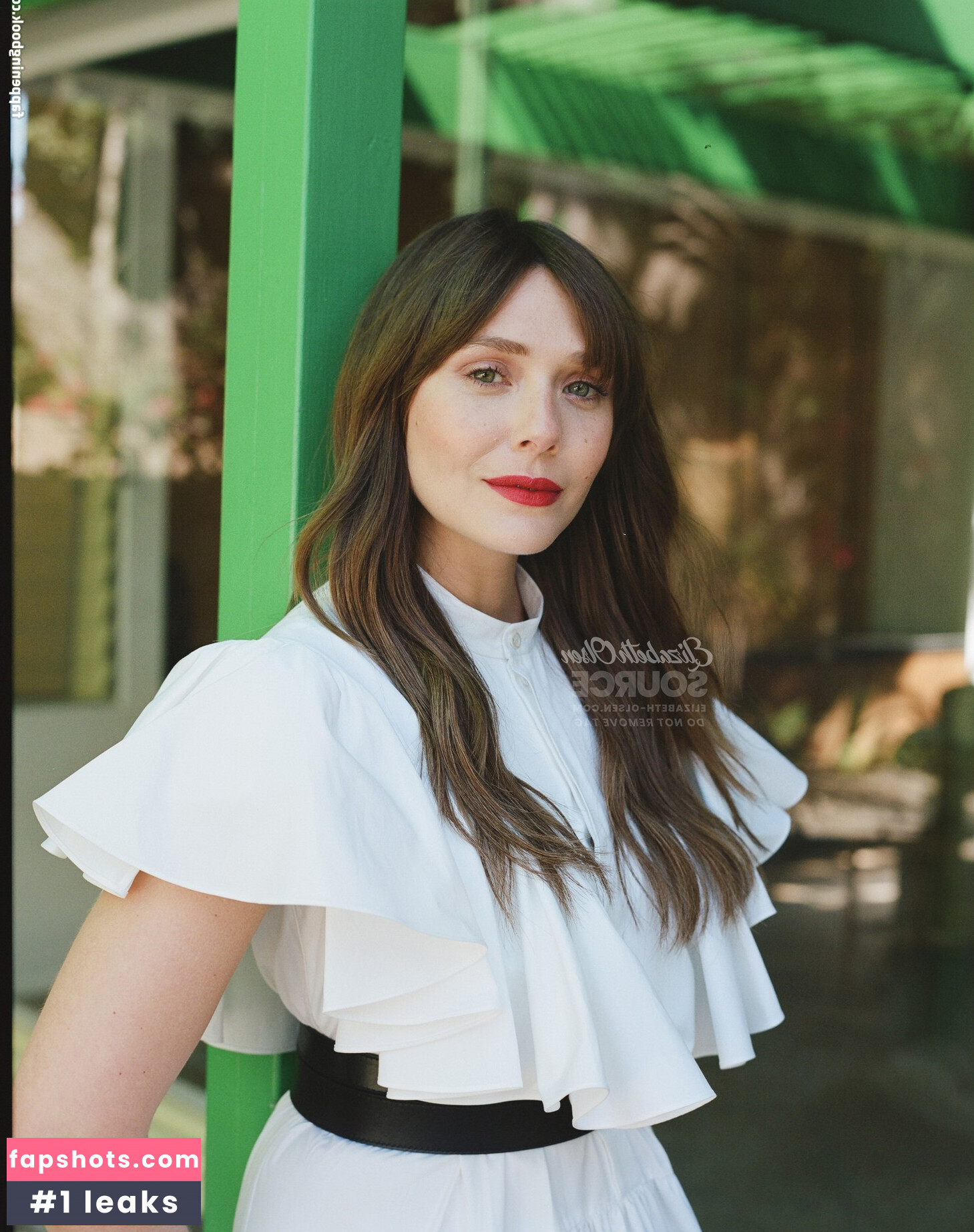 Elizabeth Olsen Nude Leaks OnlyFans Photos #403 - LeakJerk